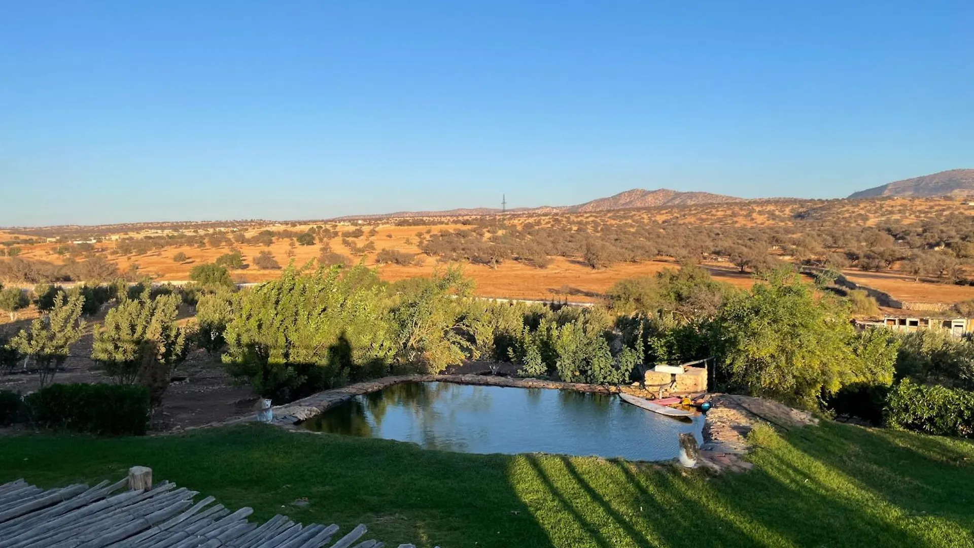 Farm Villa With Pets Εσαουίρα